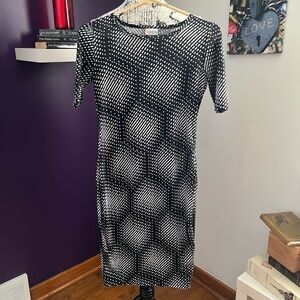 7 for $30 LULAROE Julia Dress